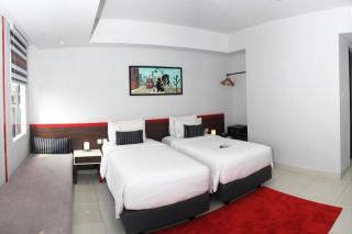 HI HOTEL SENEN - Jacarta - 1