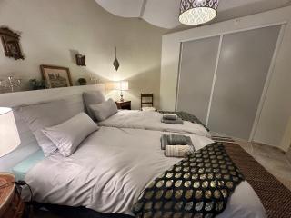 Appartement 2ème étage 4 personnes dans Château avec piscine collective - Lussan - 1