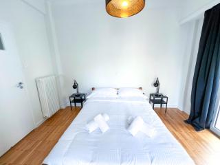 Family Two Bedroom Apartment Benaki - Atene - 8