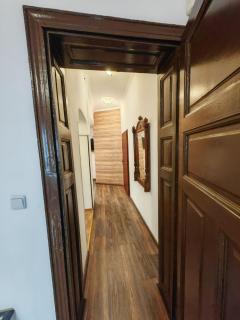 Central 1-BR Apartment - 7