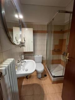 Modern Ground Flr 1 bdr flat with veranda and Parking - Atene - 7