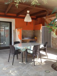 Villa Vacanze Paradiso - Oasi di Tranquillità con Piscina e Giardino a 10 min dal mare - 8