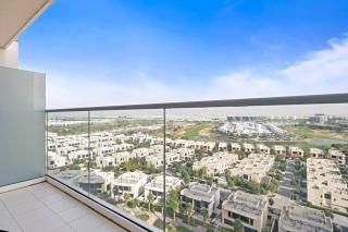 Cozy Studio in Damac Hills - 2