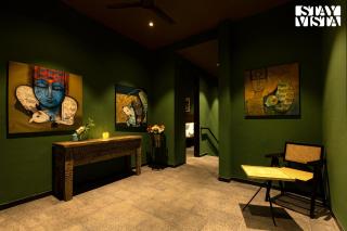 StayVista's Minty Mirage - Mountain & Lake-View Villa with Pool, Expansive Lawn & Terrace - Girnāre - 4