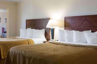 Baymont by Wyndham Jamestown Conference Center & Water Park - Jamestown - 0