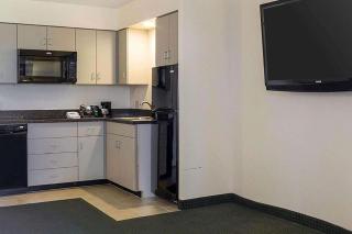 Baymont by Wyndham Jamestown Conference Center & Water Park - Jamestown - 4