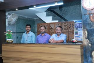 MR.WHITE PRIME RESIDENCY - Chennai - 5