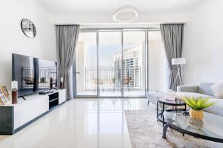Elegant 1BR Apartment in 17 Icon Bay Dubai Creek - Dubai - 7