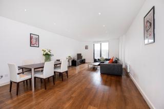 Central 2 Bed Maissonette - Londra - 7