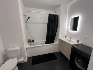 Appartement T2 2e etage parking gratuit sur place - Cergy - 1