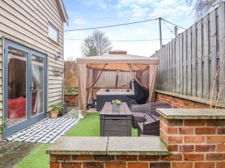 Stone Cottage - Blofield - 0