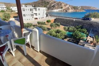 Παραθαλάσσιο εξοχικό σπίτι με θέα τον κόλπο Βάρης - Vari - 0