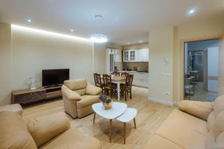 Grandpa's Apartment - 0