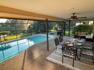 Pool home, close to beach, 3 bedroom/2 bathroom, lakeview - Naples - 9