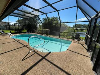 Pool home, close to beach, 3 bedroom/2 bathroom, lakeview - Naples - 0