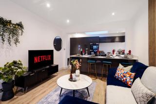 Charming 2 bed House - Roof Top Terrace & Parking - Londra - 9