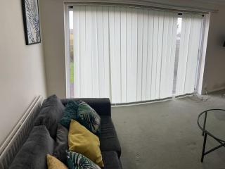 3 Bed House with free parking - 0