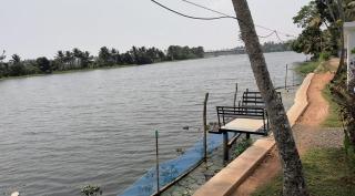 JMJ Riverview Homestay - Alappuzha - 8