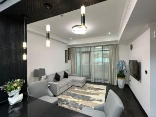 Stay in the Luxury Marina Crown Tower walk to Barasti Beach - Dubai - 3