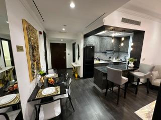 Stay in the Luxury Marina Crown Tower walk to Barasti Beach - Dubai - 7