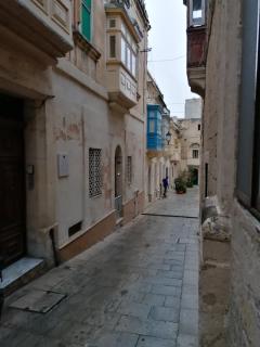 Old refurbished Apartment in Bormla - Cospicua - 2