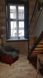 Economy Holló Apartments - 0