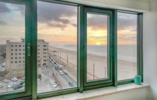Beach Front Apartment In Oostende - Ostend - 0