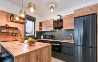 Gorgeous Home In Trnovec With Wifi - 1