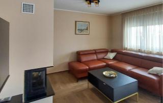 Cozy Home In Karlovac With Sauna - Karlovac - 9