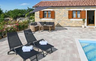 Lovely Home In Dabovi Stani With Kitchen - 3