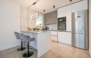 Amazing Home In Zmijavci With Kitchen - Zmijavci - 5