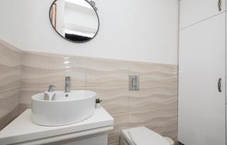 Amazing Home In Zmijavci With Kitchen - 7