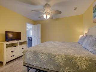 Unit 216S at Tiffany's - Surf City - 4