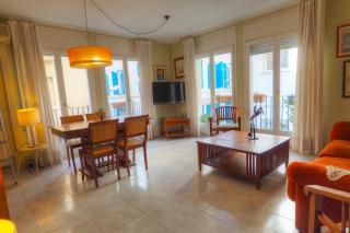 Center Family Apartment by Hello Homes Sitges - Sitges - 5