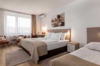 Hotel Zentral - Wiener Neustadt - 5