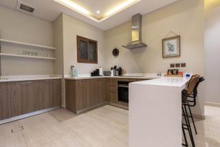 Amber Hospitality - Al Izdihar - 1