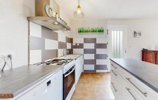 Pet Friendly Home In Royan With Wifi - Royan - 4