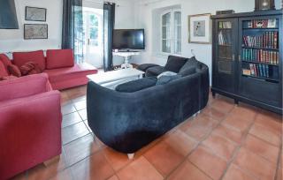 Lovely Home In Entraigues-Sur-La-Sorg - Entraigues-sur-la-Sorgue - 8
