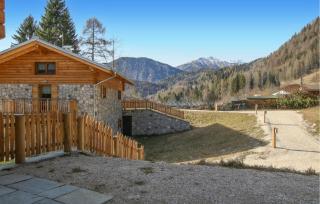 2 Bedroom Cozy Home In Castello Tesino - Castello Tesino - 2
