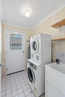 Cozy 3BR Family Friendly House Eight Mile Plains - Brisbane - 4