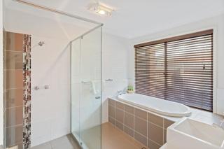 Cozy 3BR Family Friendly House Eight Mile Plains - Brisbane - 2