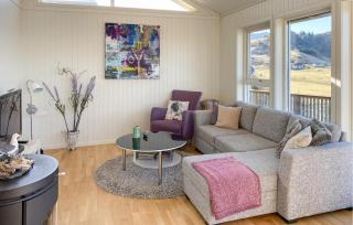 2 Bedroom Lovely Home In Raudeberg - Raudeberg - 8