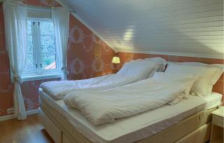 Amazing Home In Eiksund With Kitchen - - 6