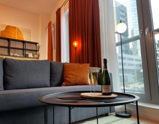 URBAN APARTMENTS PREMIUM, Sokolska 30 Towers No 3, Free Parking, Gym & Sauna, Self Check-in - 8