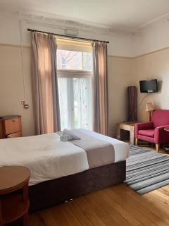 Ullet Suites - Liverpool - 2