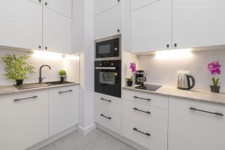 Charming Studios in the center of Lodz by Noclegi Renters - Łódź - 5