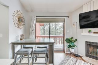 Cozy Angel Fire Condo - Walk to Ski Lift! - Angel Fire - 5