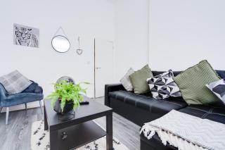 Beautiful Apartment una - free public parking - Litherland - 9