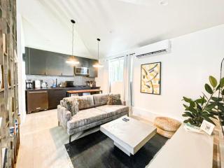 Mesmerizing ADU by the Pool - MK3- WW - Los Angeles - 6