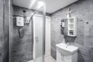 Beautiful Apartment una - free public parking - Litherland - 8